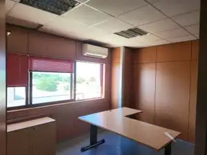Nave industrielle à louer à Europolis, imagen 16
