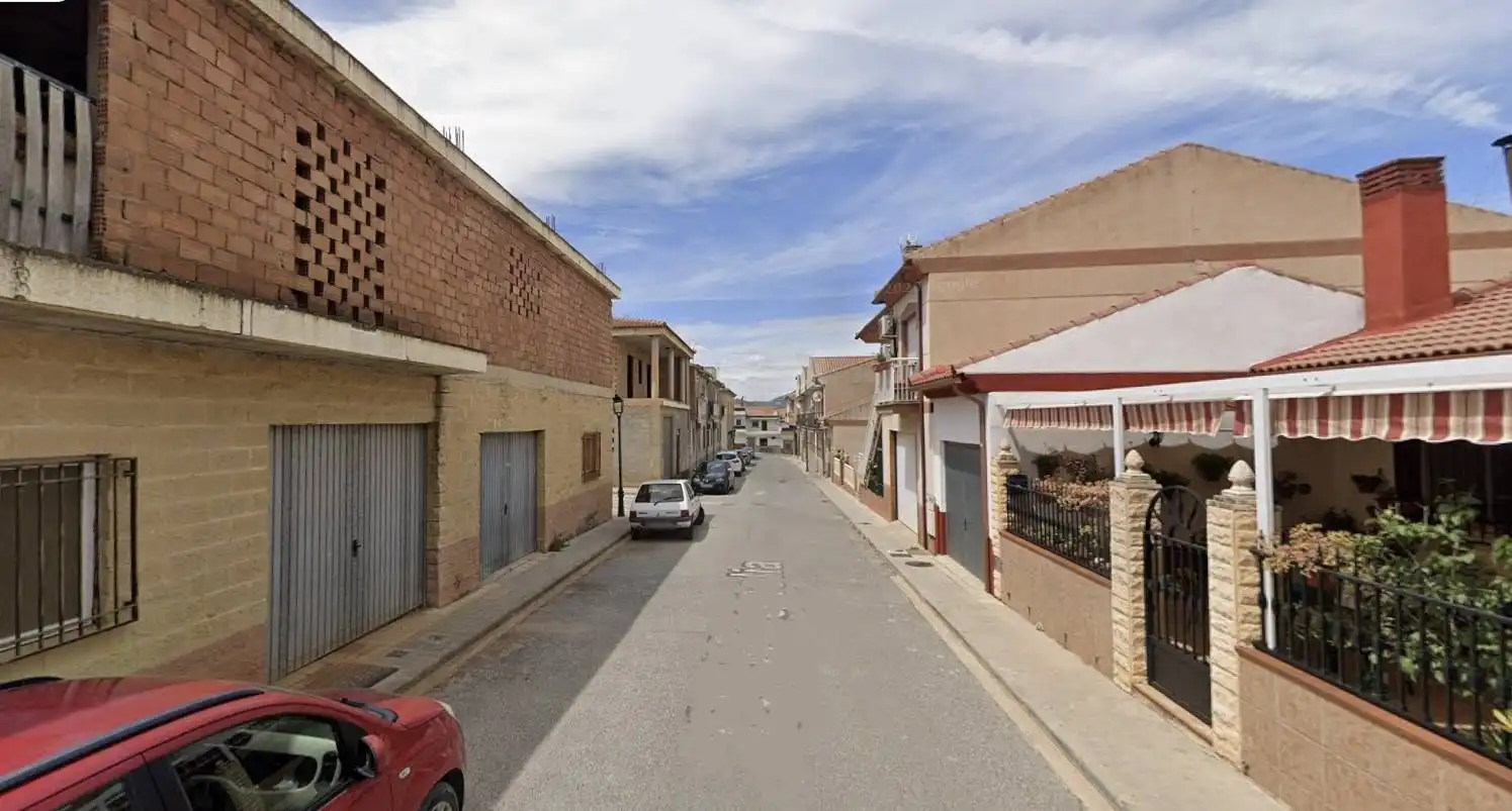 Vista exterior de Piso en venta en Iznalloz