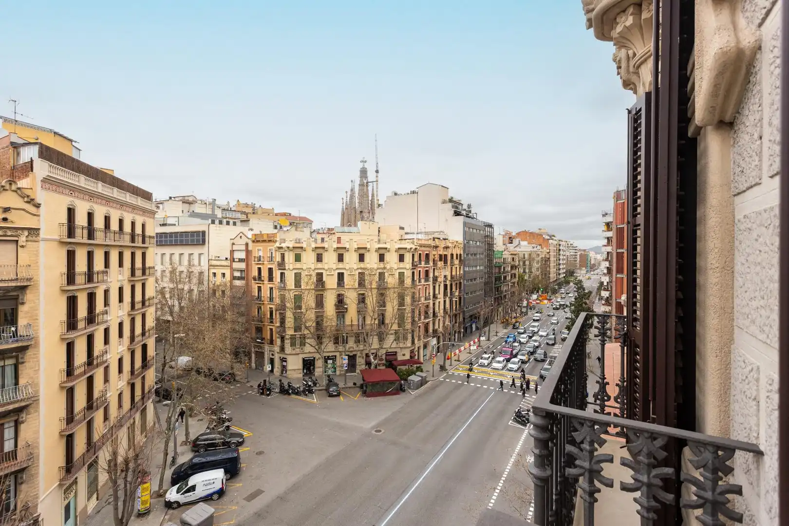 Vista exterior de Piso en venta en Barcelona con Aire acondicionado, Parquet y Amueblado