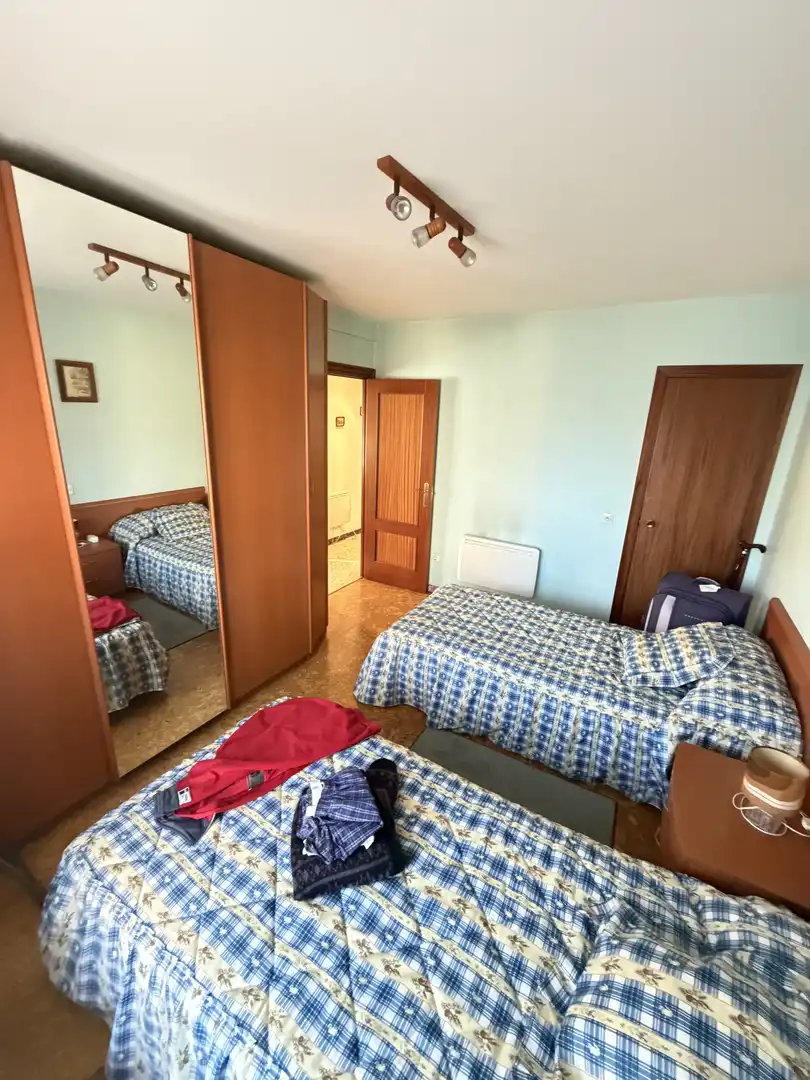 Habitación de Piso en venta en Castrillón con Jardín privado, Trastero y Amueblado