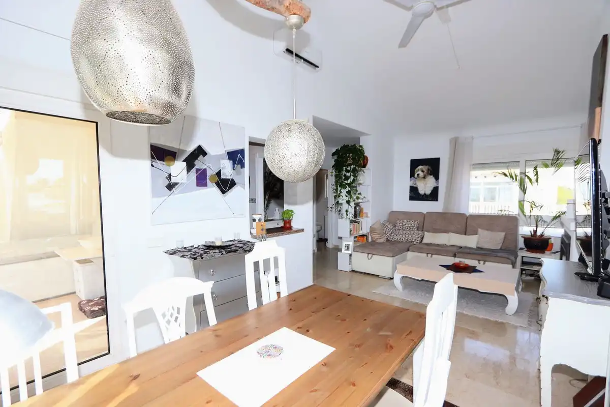 Comedor de Casa o chalet en venta en Alicante / Alacant con Aire acondicionado, Jardín privado y Terraza