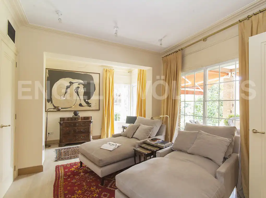 Sala de estar de Casa o chalet en venta en Barcelona con Aire acondicionado, Calefacción y Jardín privado