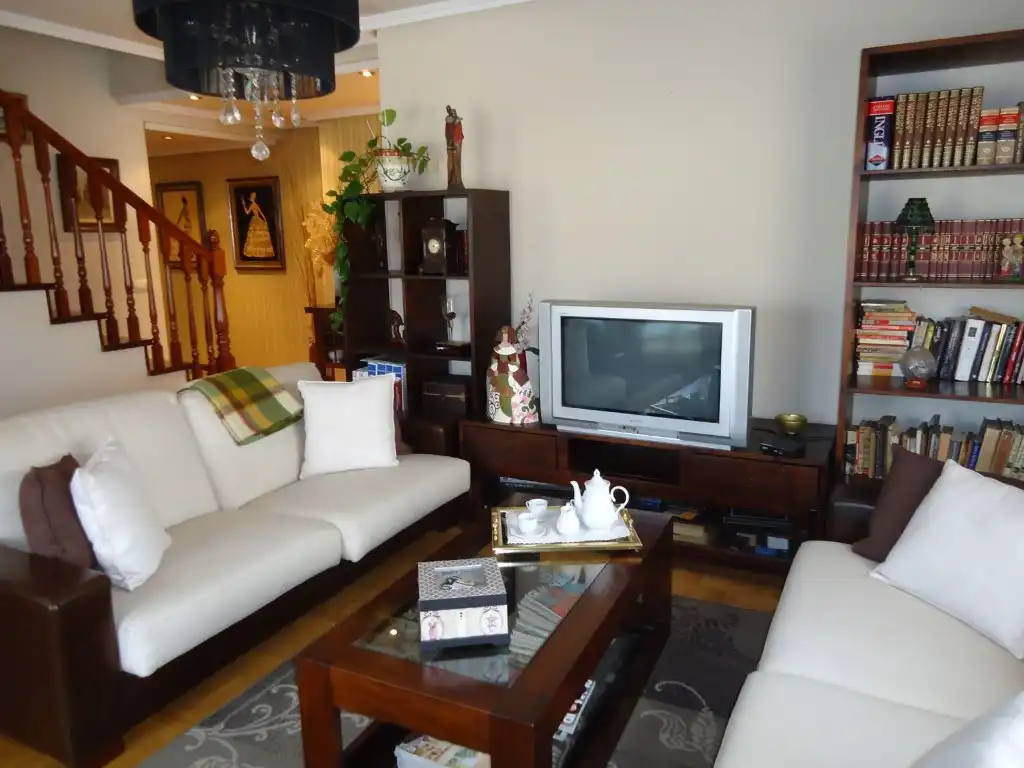 Sala d'estar de Dúplex en venda en Corvera de Asturias