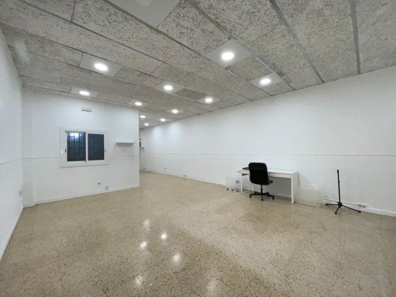 Premises to rent in Can Mariner
