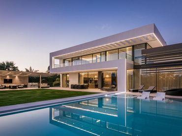 Casa con piscina en venta en Marbella Centro