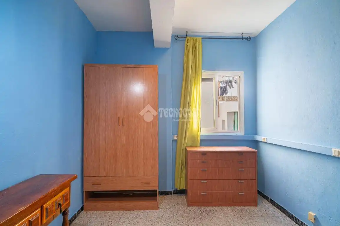 Habitación de Piso en venta en Motril con Balcón