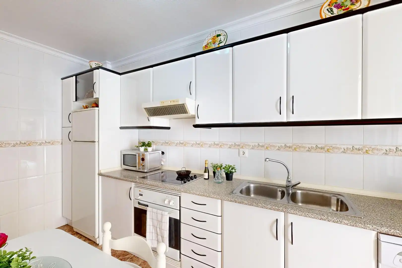 Cocina de Casa o chalet en venta en Los Alcázares con Aire acondicionado, Calefacción y Jardín privado