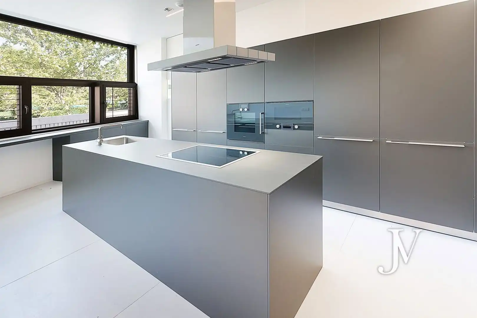Cocina de Casa o chalet en venta en Madrid con Aire acondicionado, Calefacción y Jardín privado
