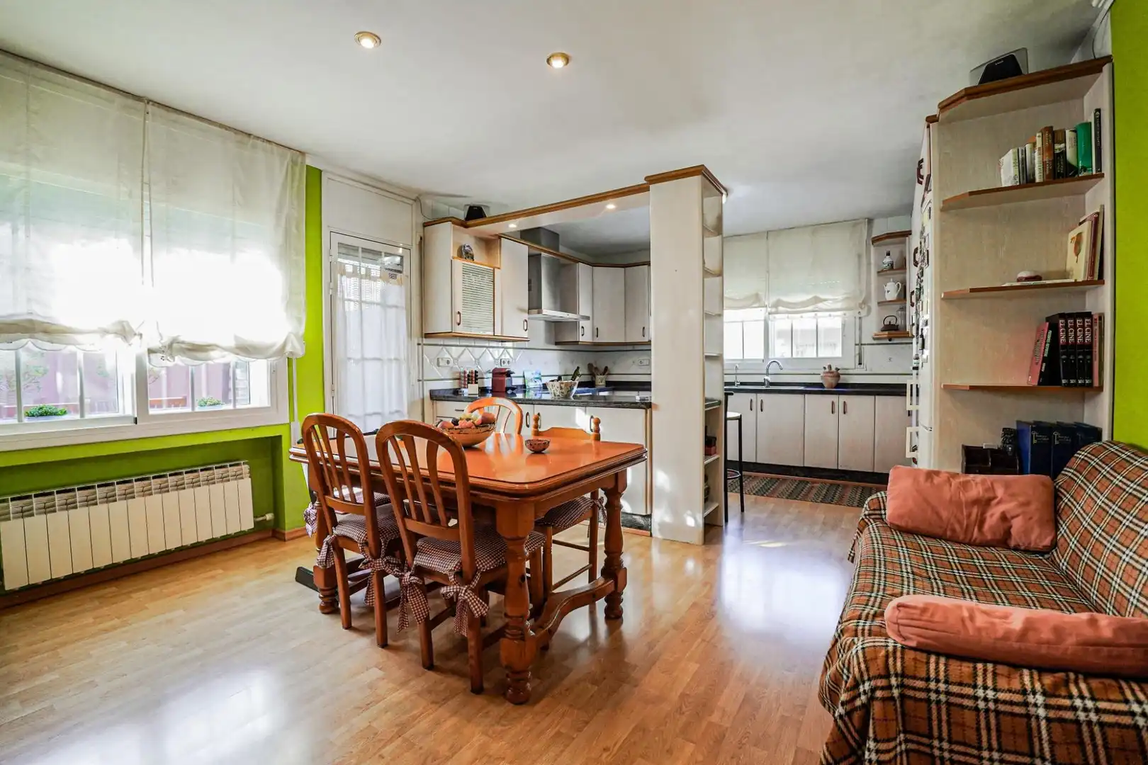 Kitchen of Detached homes for sale in Vilallonga del Camp  with Air Conditioner, Heating and Private garden