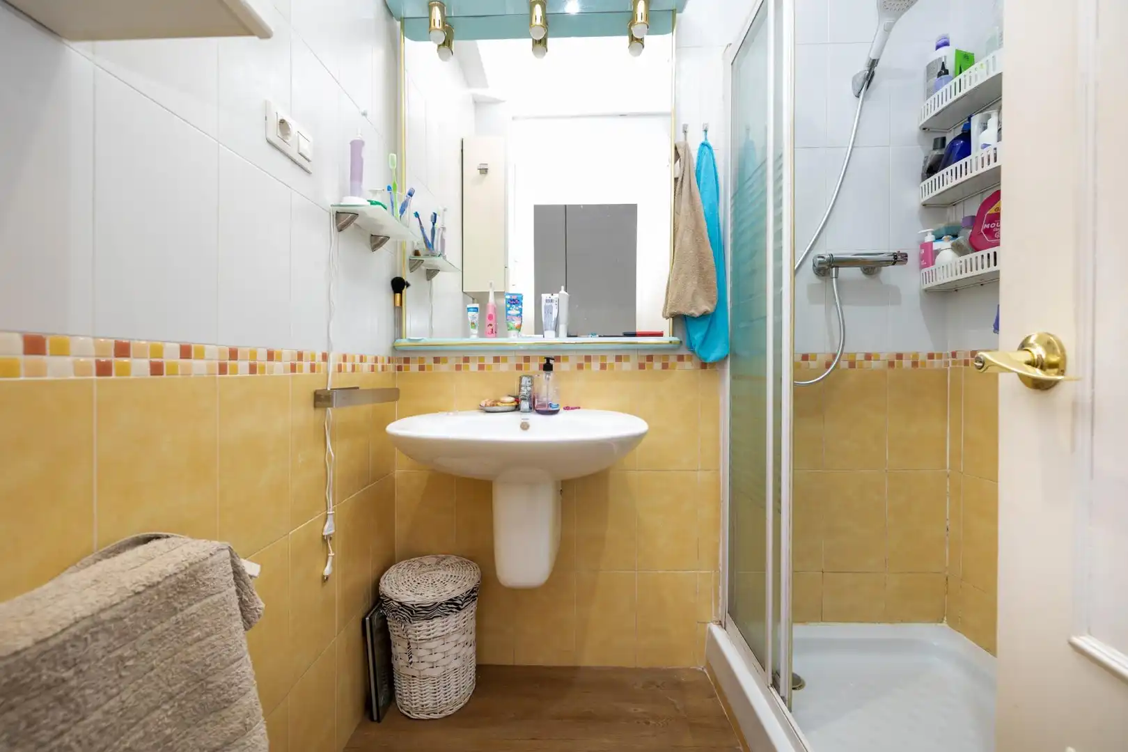 Bathroom of Houses for sale in Granada  with Air Conditioner, Heating and Private garden