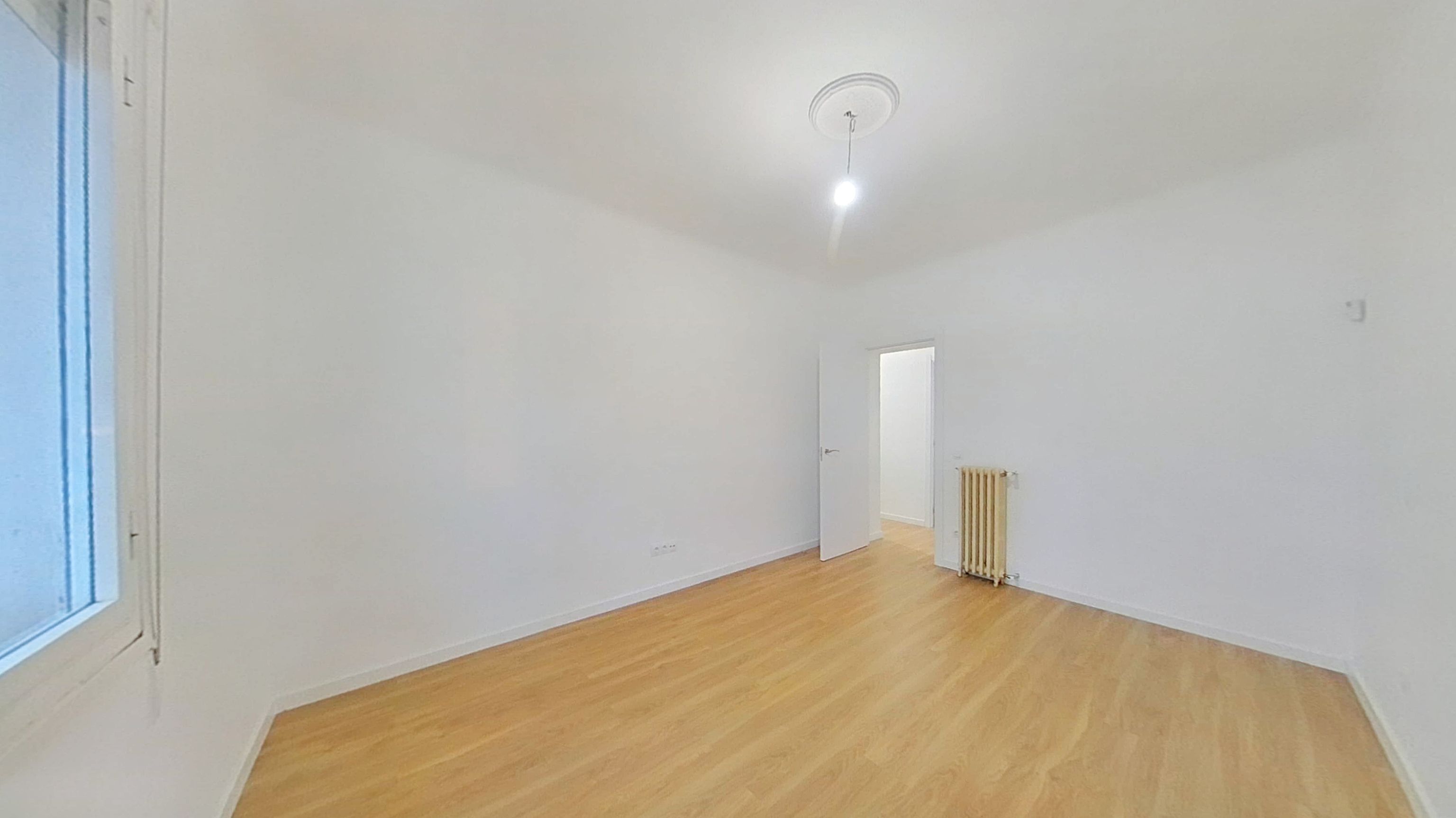 Habitación de Piso en venta en  Madrid Capital con Horno
