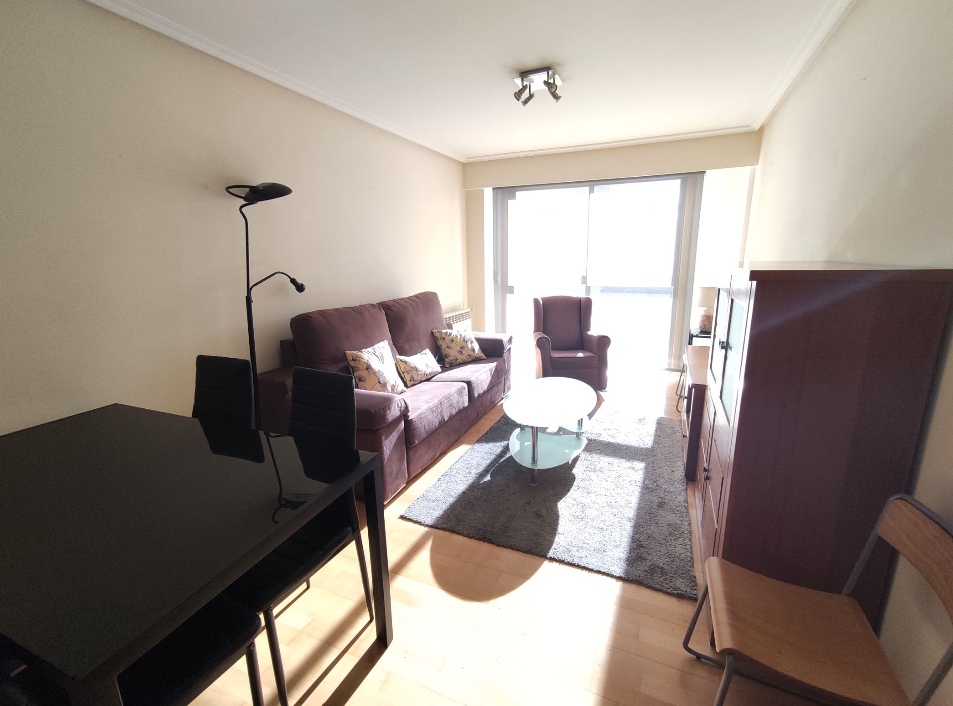 Sala d'estar de Pis de lloguer en Ourense Capital  amb Calefacció, Moblat i Forn