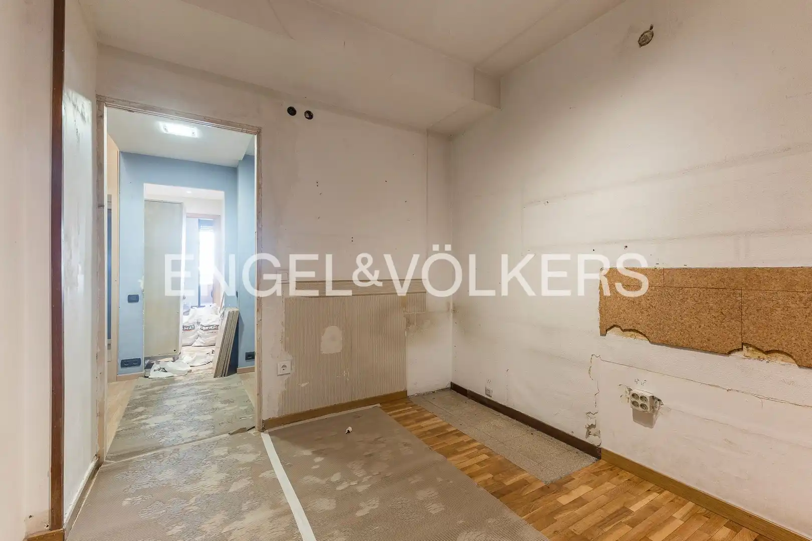 Piso en venta en Barcelona con Aire acondicionado, Calefacción y Parquet