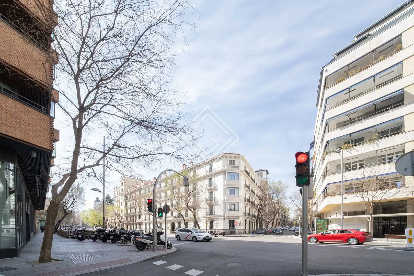 Außenansicht von Wohnung zur Miete in Madrid mit Klimaanlage, Heizung und Haustiere erlaubt