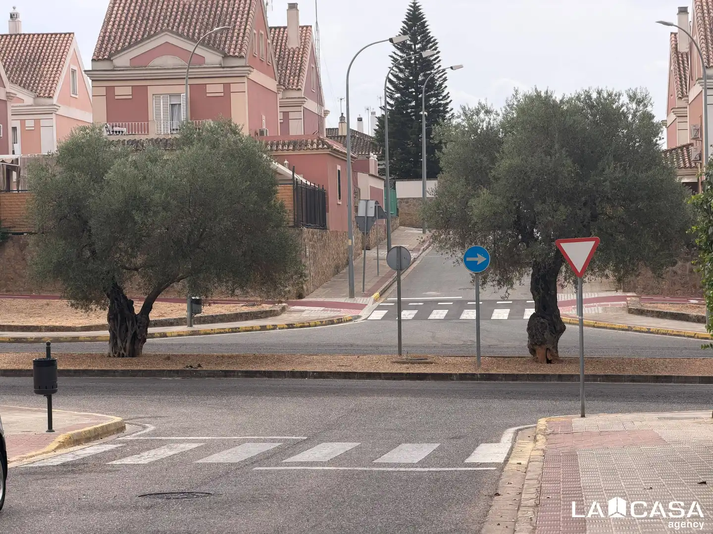 Semi-detached house with terrace for sale in Olivar de Quintos, imagen 17