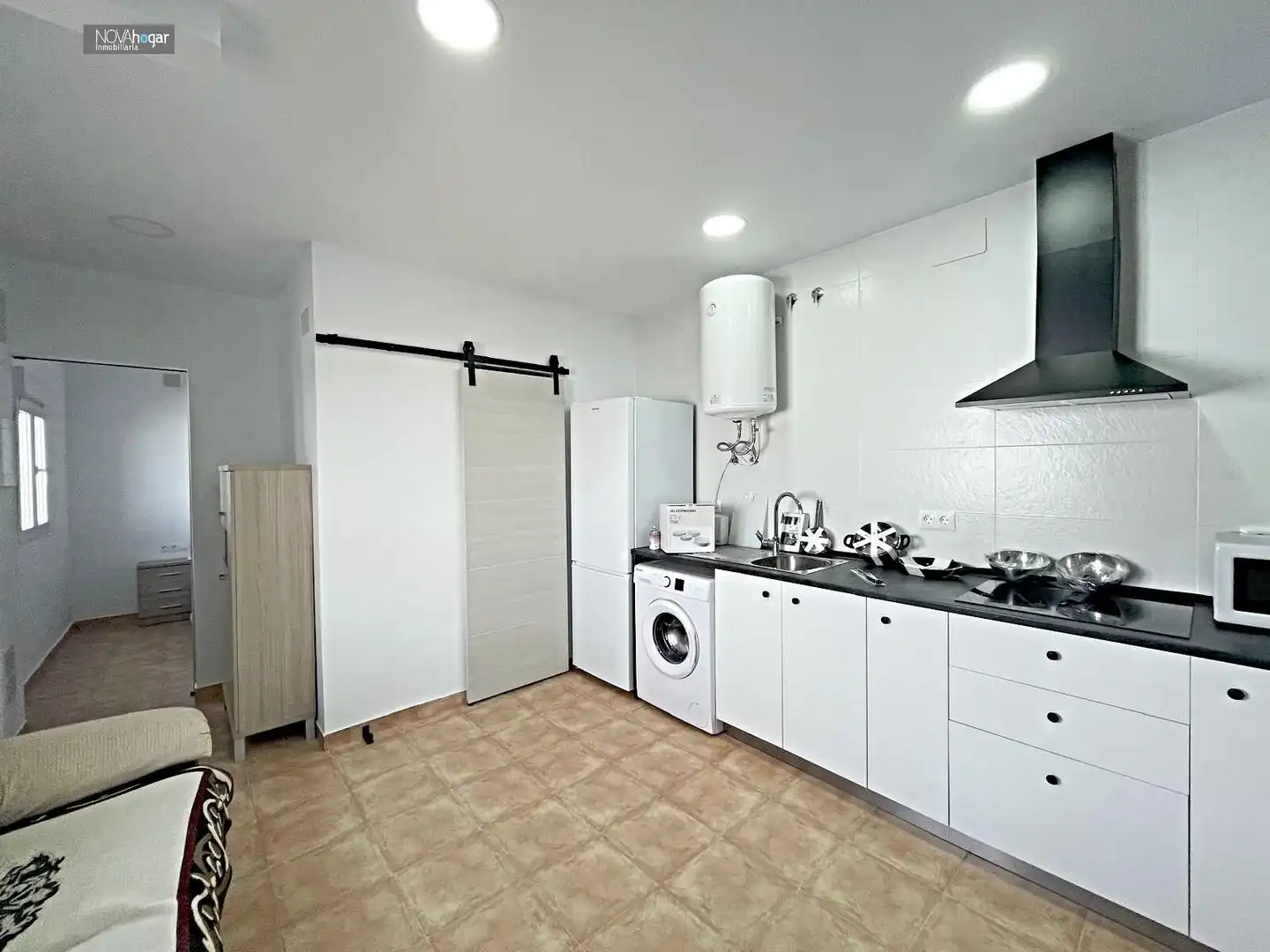 Cocina de Piso de alquiler en Málaga con Aire acondicionado, Calefacción y Amueblado