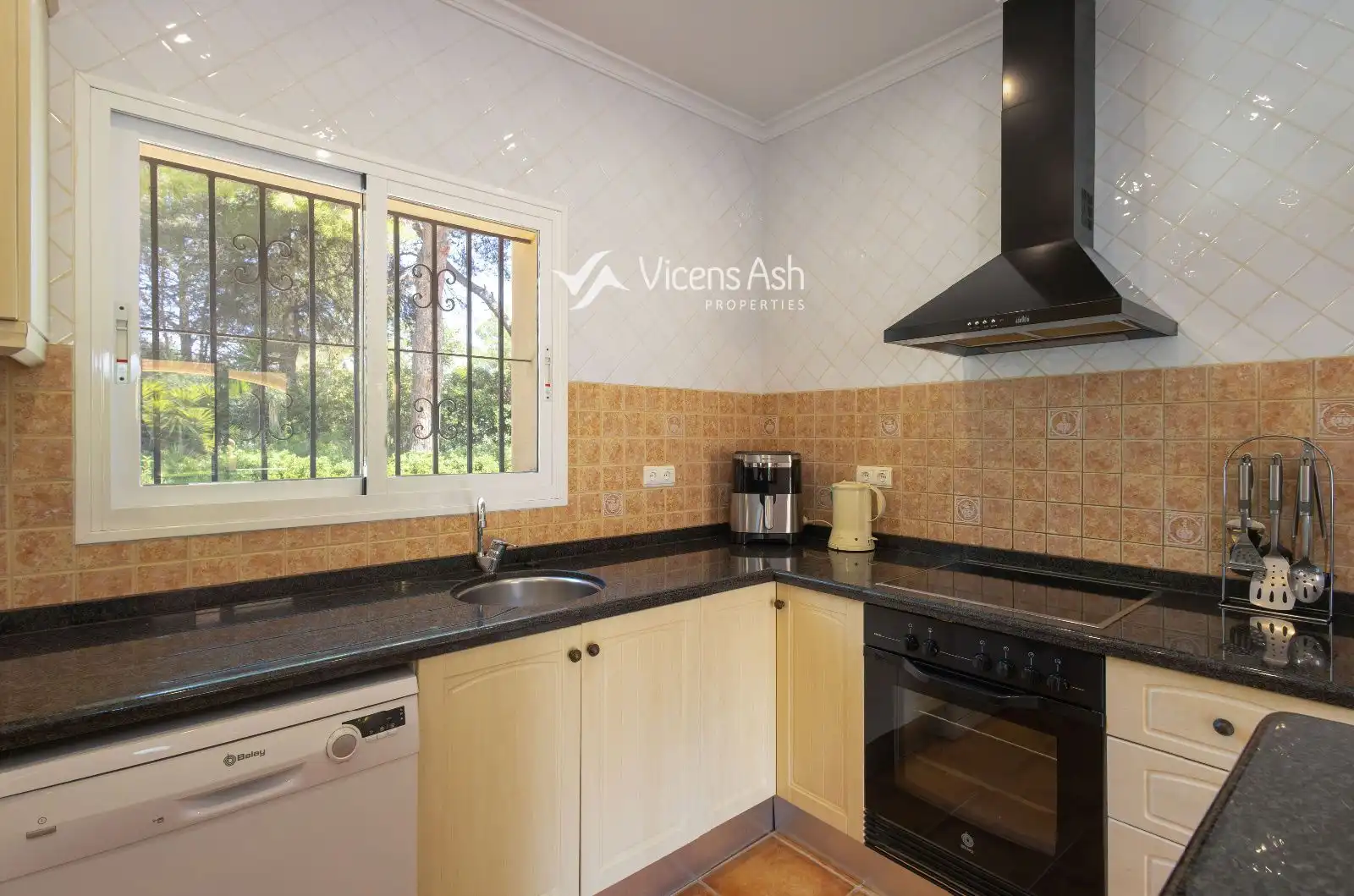 Cocina de Casa o chalet en venta en La Granadella  - Costa Nova