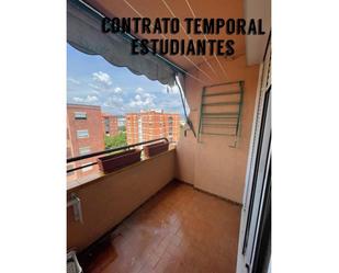 Exterior view of Flat to rent in Cerdanyola del Vallès  with Heating, Furnished and Balcony