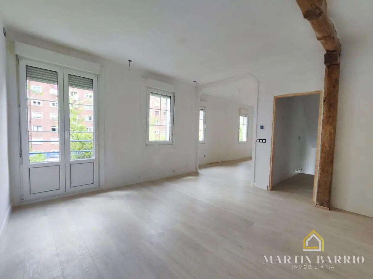 Sala de estar de Casa o chalet en venta en Bilbao  con Aire acondicionado, Calefacción y Jardín privado