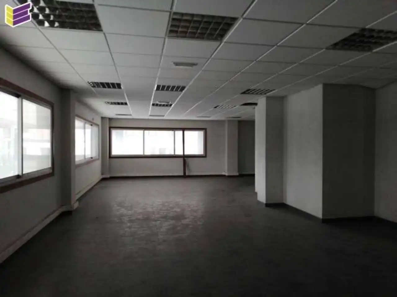 Office for sale in Navia
