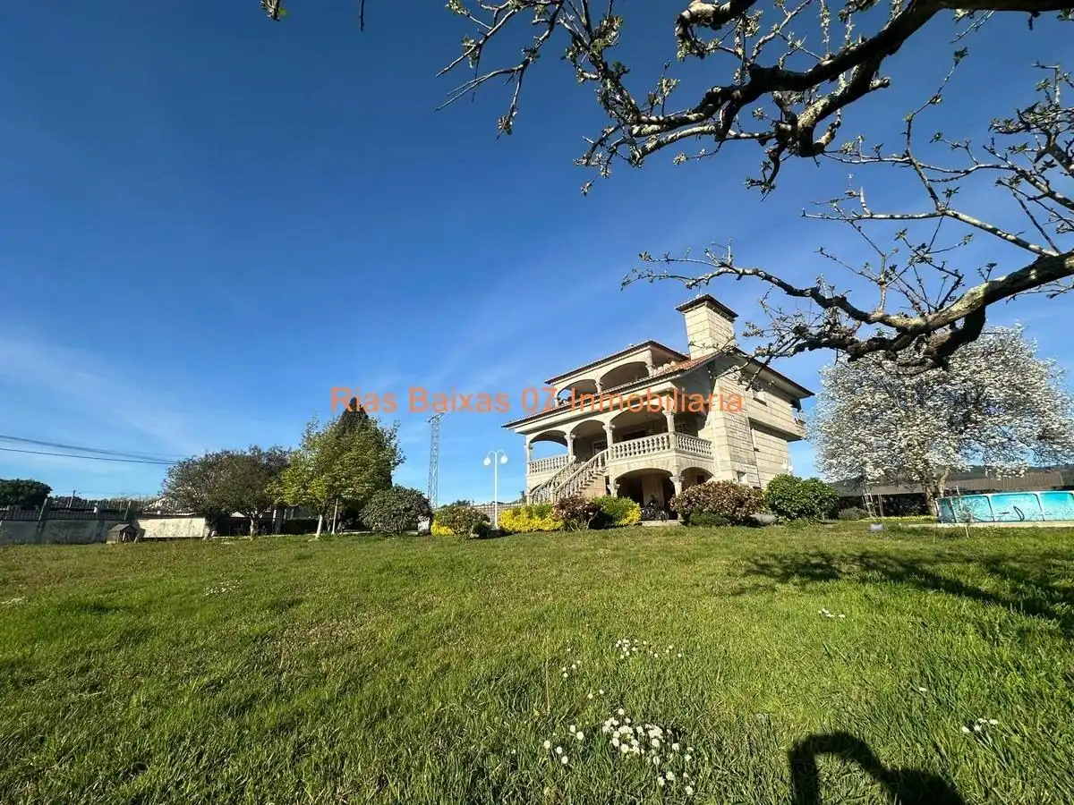House with garden for sale in Mos, imagen 19
