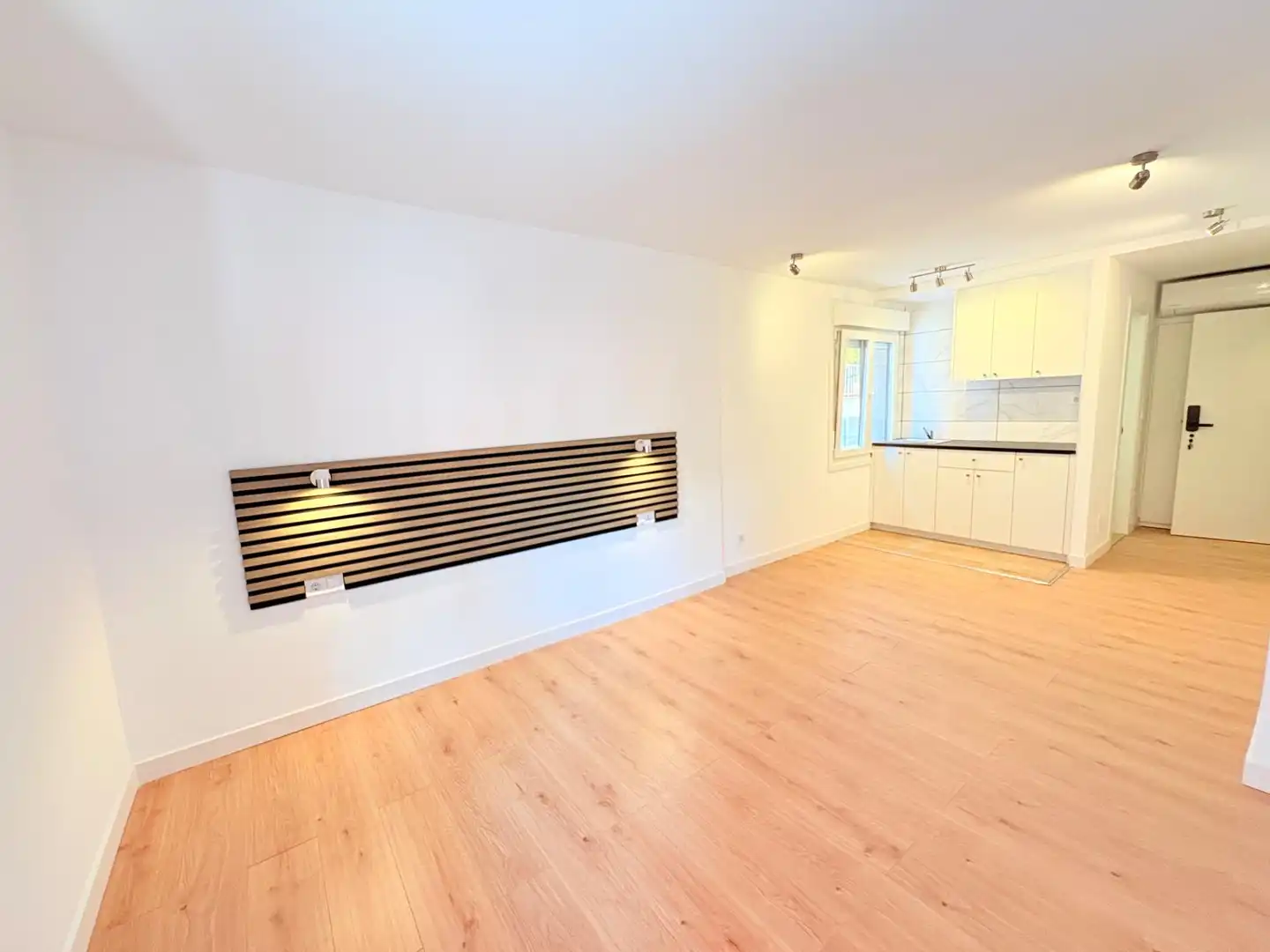Sala d'estar de Edifici en venda en Ponferrada