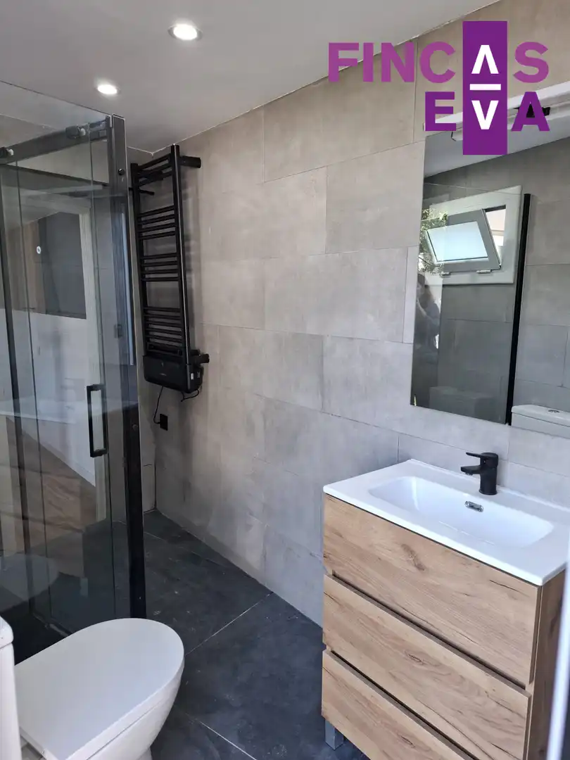 Baño de Casa o chalet en venta en Vilanova del Vallès con Calefacción, Jardín privado y Terraza