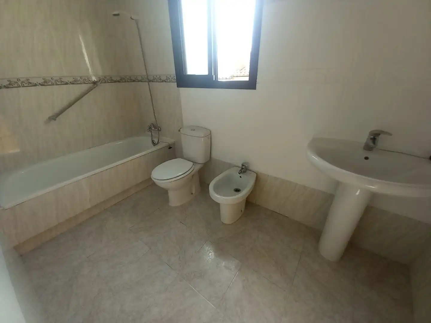 Baño de Casa adosada en venta en Ronda con Aire acondicionado y Trastero