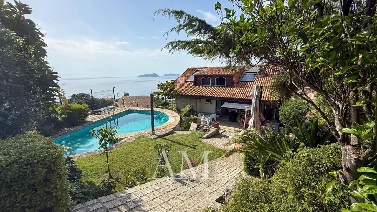 Chalet con piscina en venta en Camiño da Pastora, imagen 2