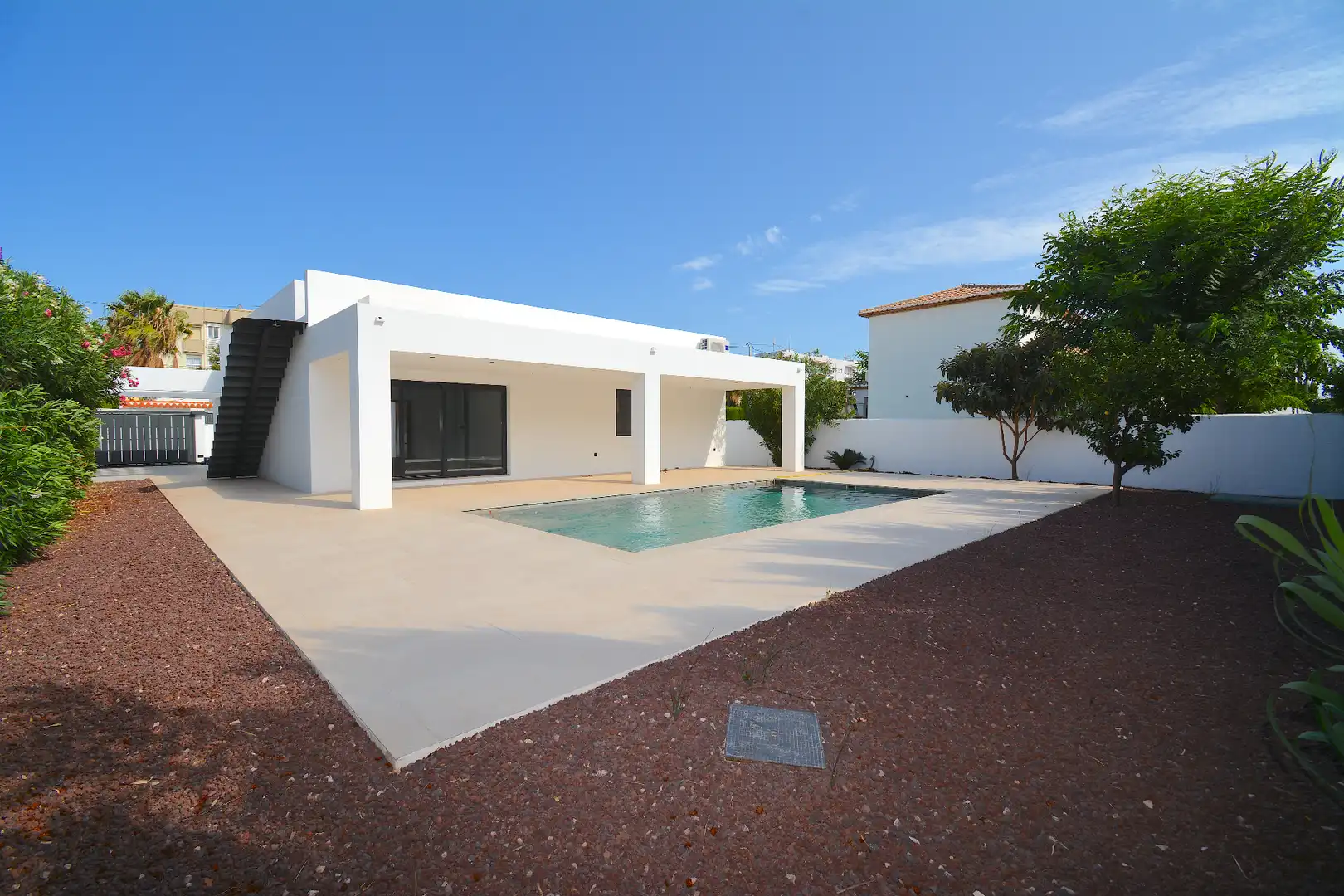 Piscina de Casa o chalet en venta en Dénia con Aire acondicionado, Jardín privado y Terraza