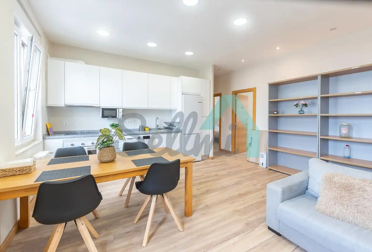 Cocina de Piso de alquiler en Oviedo  con Calefacción, Terraza y Amueblado