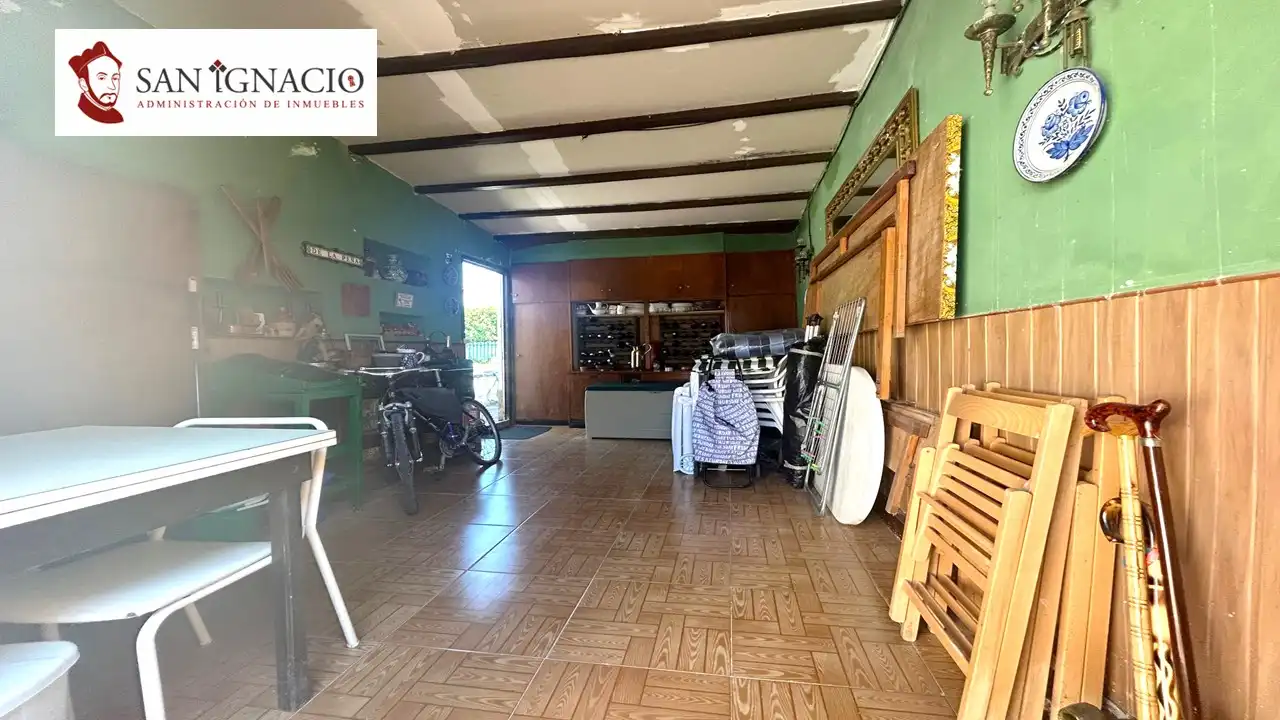 Casa o chalet en venta en Villarcayo de Merindad de Castilla la Vieja con Calefacción, Jardín privado y Piscina
