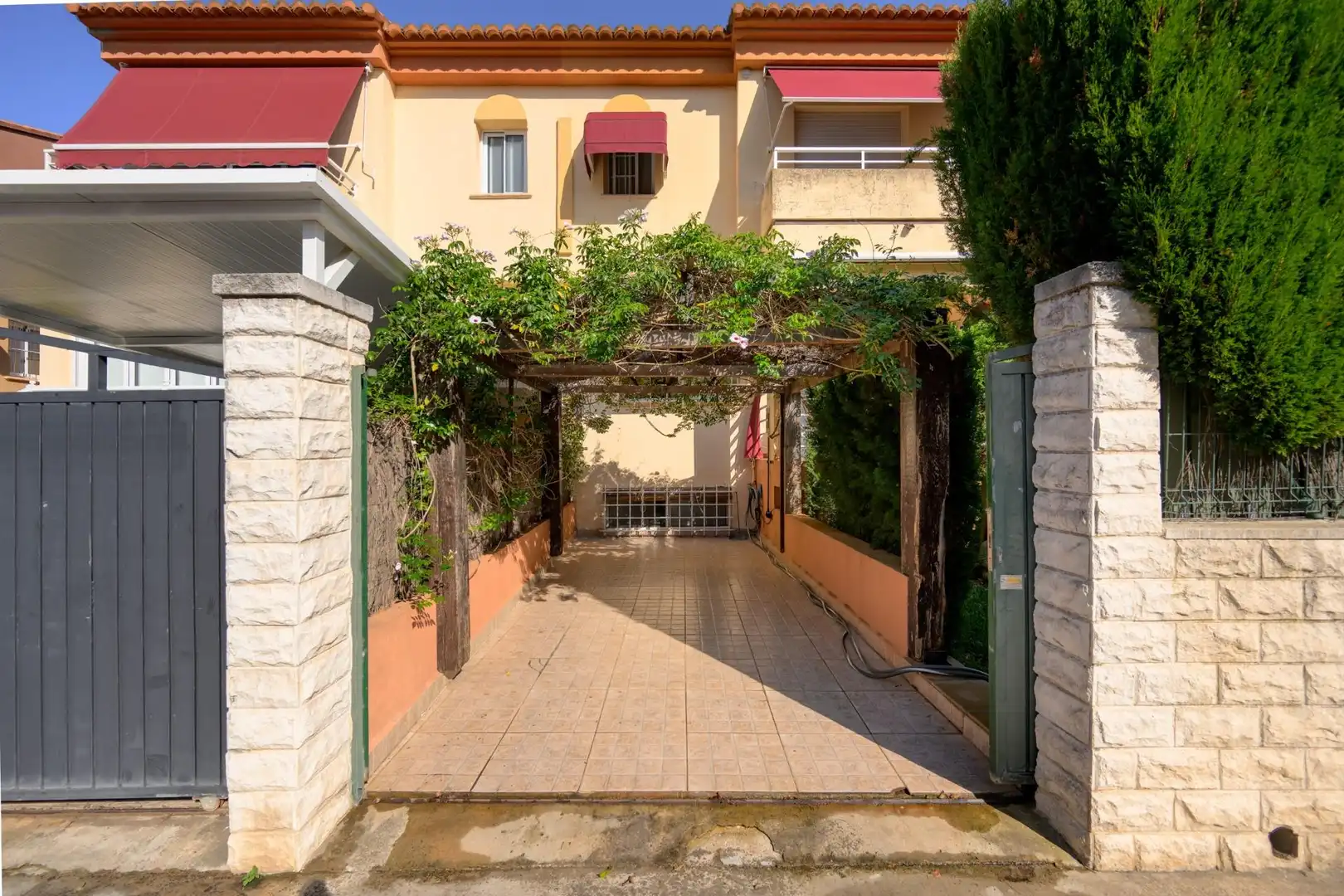 Casa pareada con piscina en venta en Park Nord - Casona, imagen 5