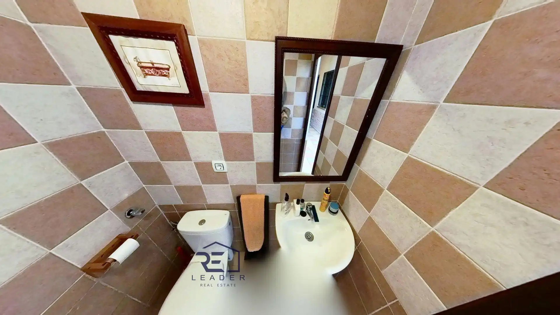Baño de Casa adosada en venta en Guillena con Aire acondicionado, Terraza y Trastero