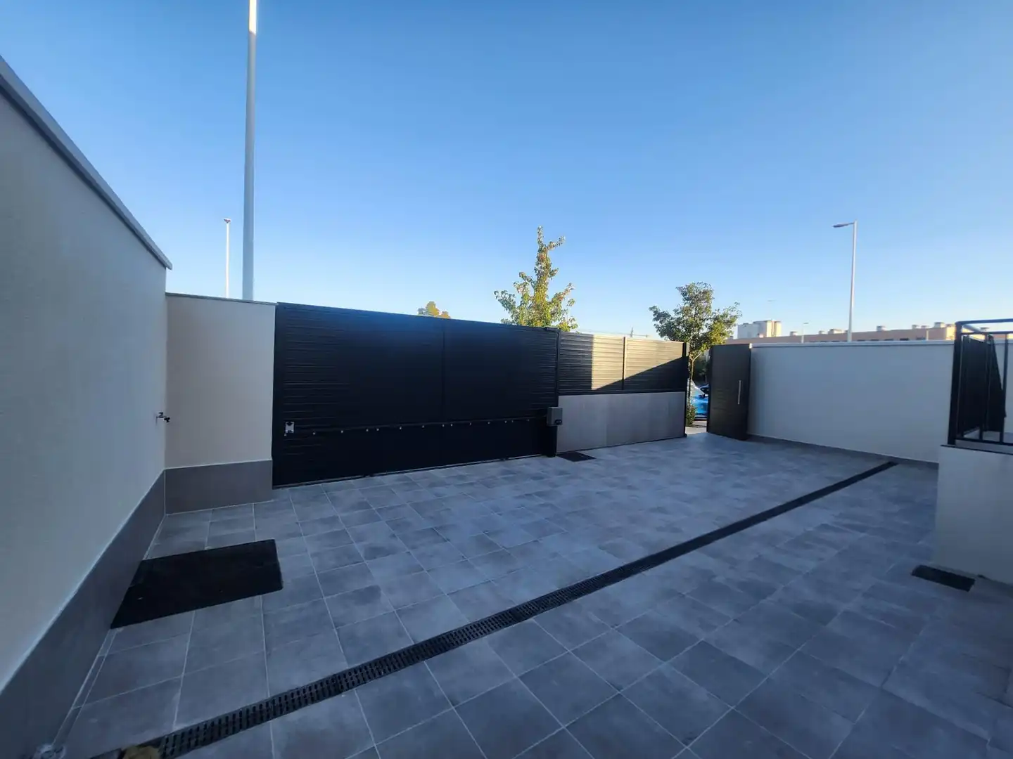 Terrassa de Casa adosada en venda en Villalbilla amb Calefacció, Jardí privat i Terrassa