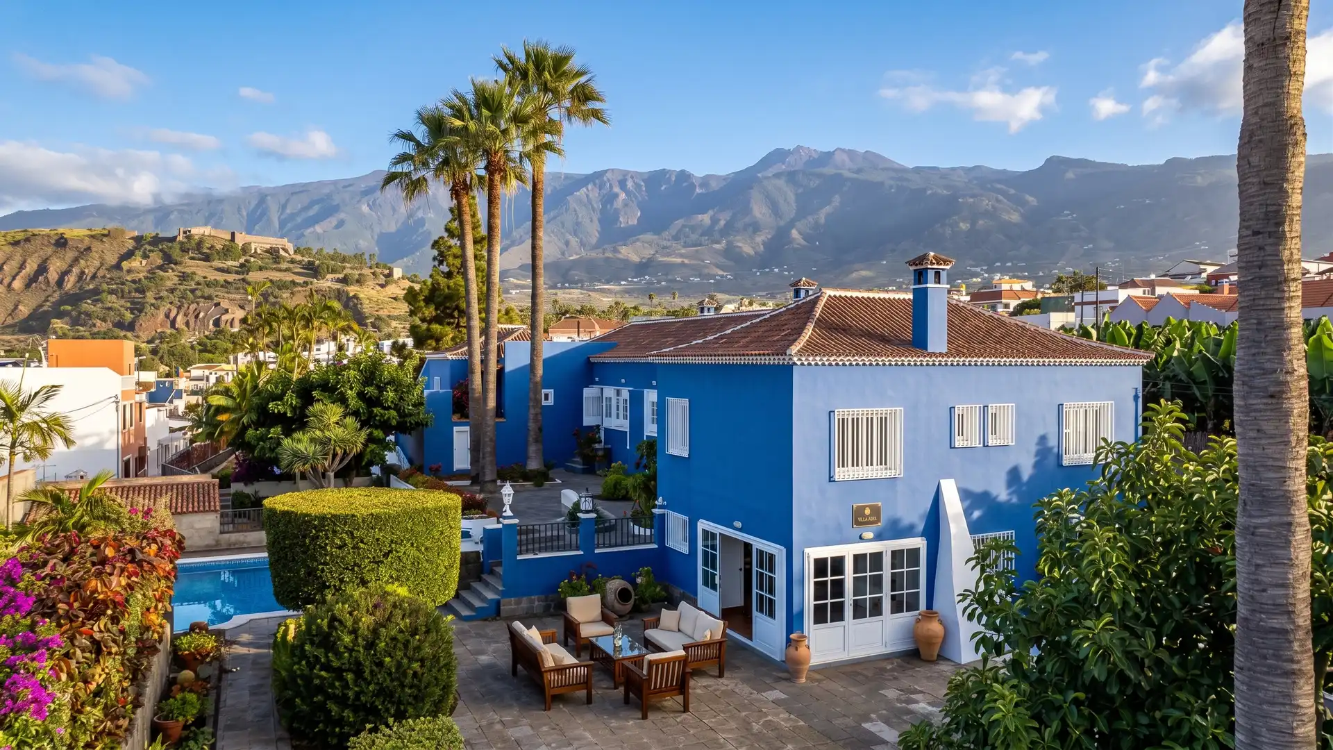 Vista exterior de Casa o xalet en venda en Puerto de la Cruz amb Jardí privat, Terrassa i Traster