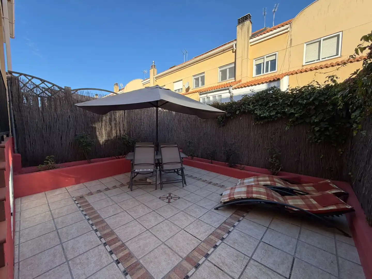 Terraza de Casa adosada en venta en Villanubla con Calefacción