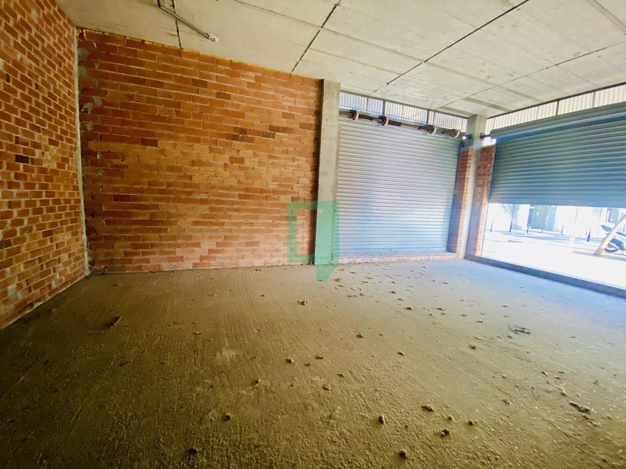 Premises to rent in Badalona