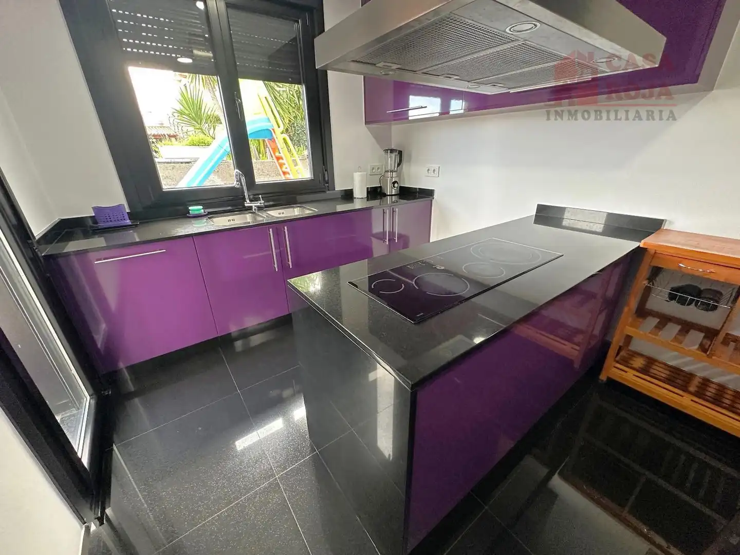 Cocina de Casa o chalet en venta en Cangas  con Calefacción, Trastero y Horno