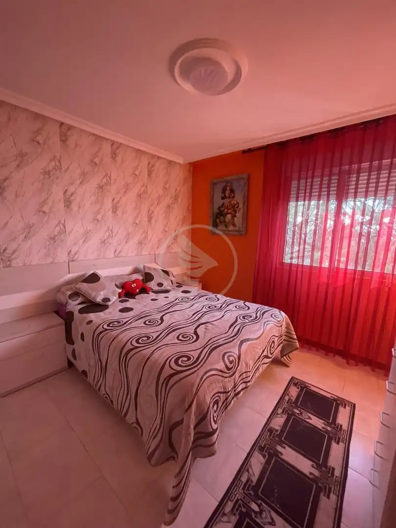 Habitación de Piso en venta en Linares con Aire acondicionado y Amueblado