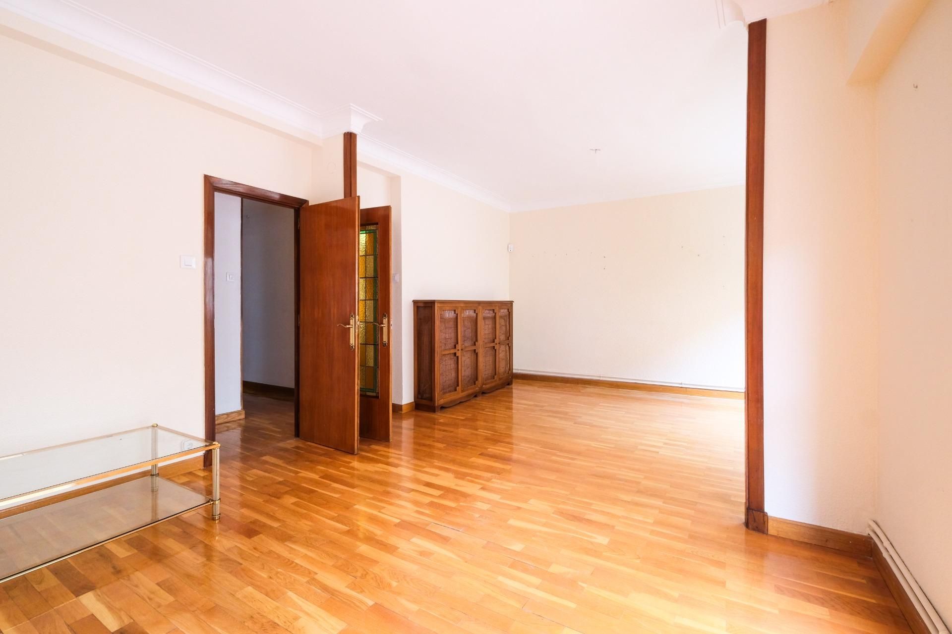 Pis en venda en  Zaragoza Capital amb Calefacció, Parquet i Terrassa