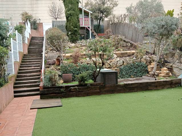 Casa adosada en Alquiler en Parquelagos - Puente Nuevo