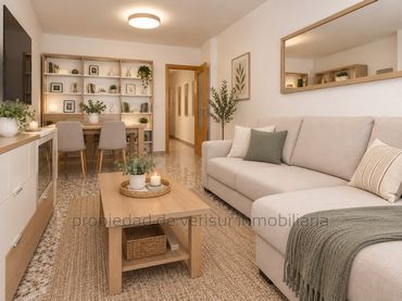 Piso con balcón en venta en Casco Antiguo