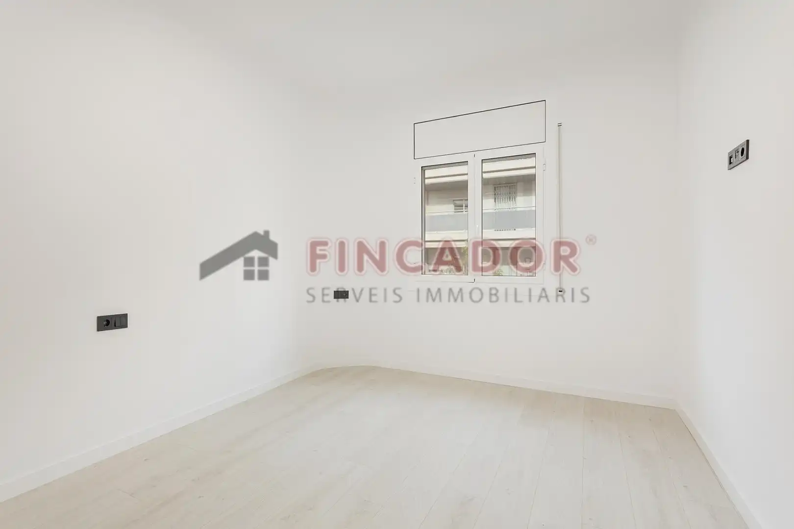 Habitación de Piso en venta en Esplugues de Llobregat con Aire acondicionado, Calefacción y Parquet