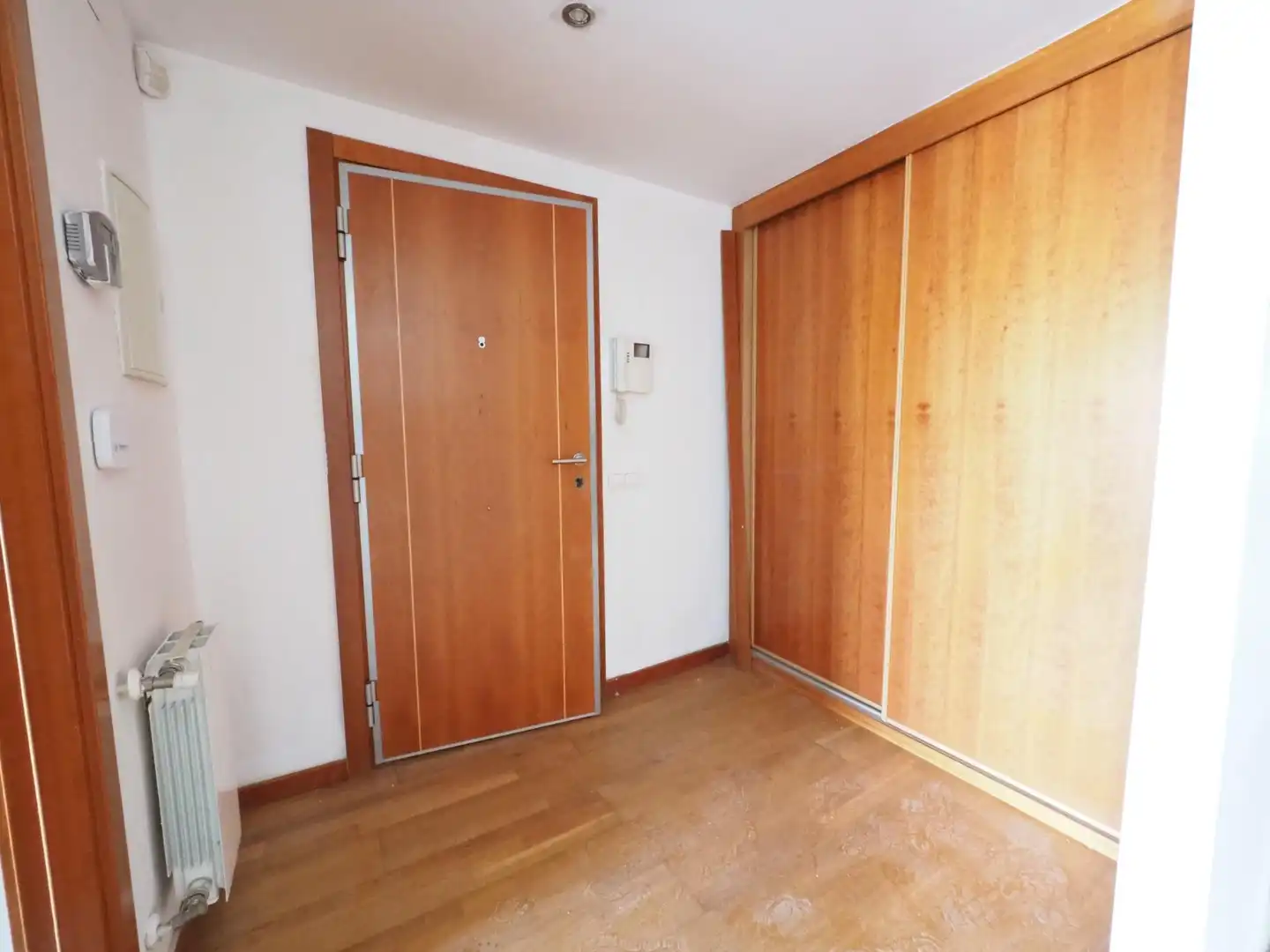 Dúplex en venta en Vilafranca del Penedès con Calefacción, Parquet y Terraza
