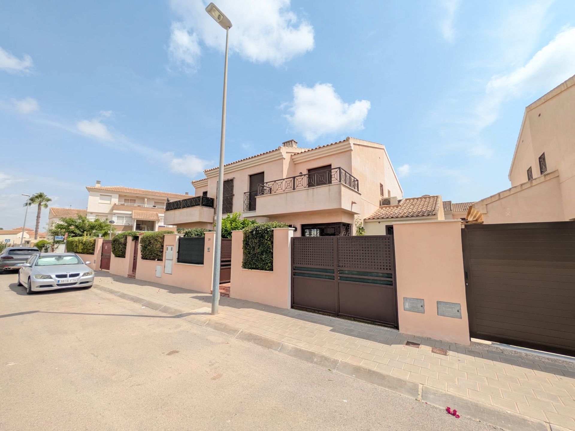 Exterior view of Single-family semi-detached for sale in Torre-Pacheco  with Air Conditioner, Private garden and Terrace