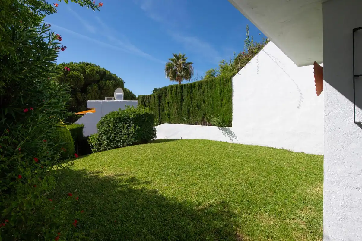 Jardín de Casa adosada en venta en Marbella con Terraza y Piscina