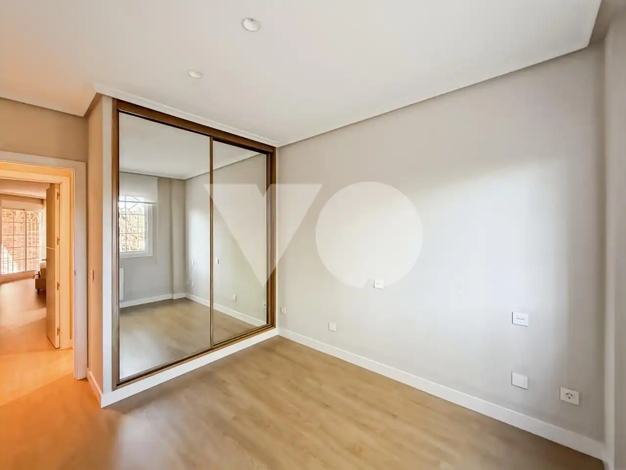 Schlafzimmer von Erdgeschoss zur Miete in Majadahonda mit Heizung, Privatgarten und Terrasse