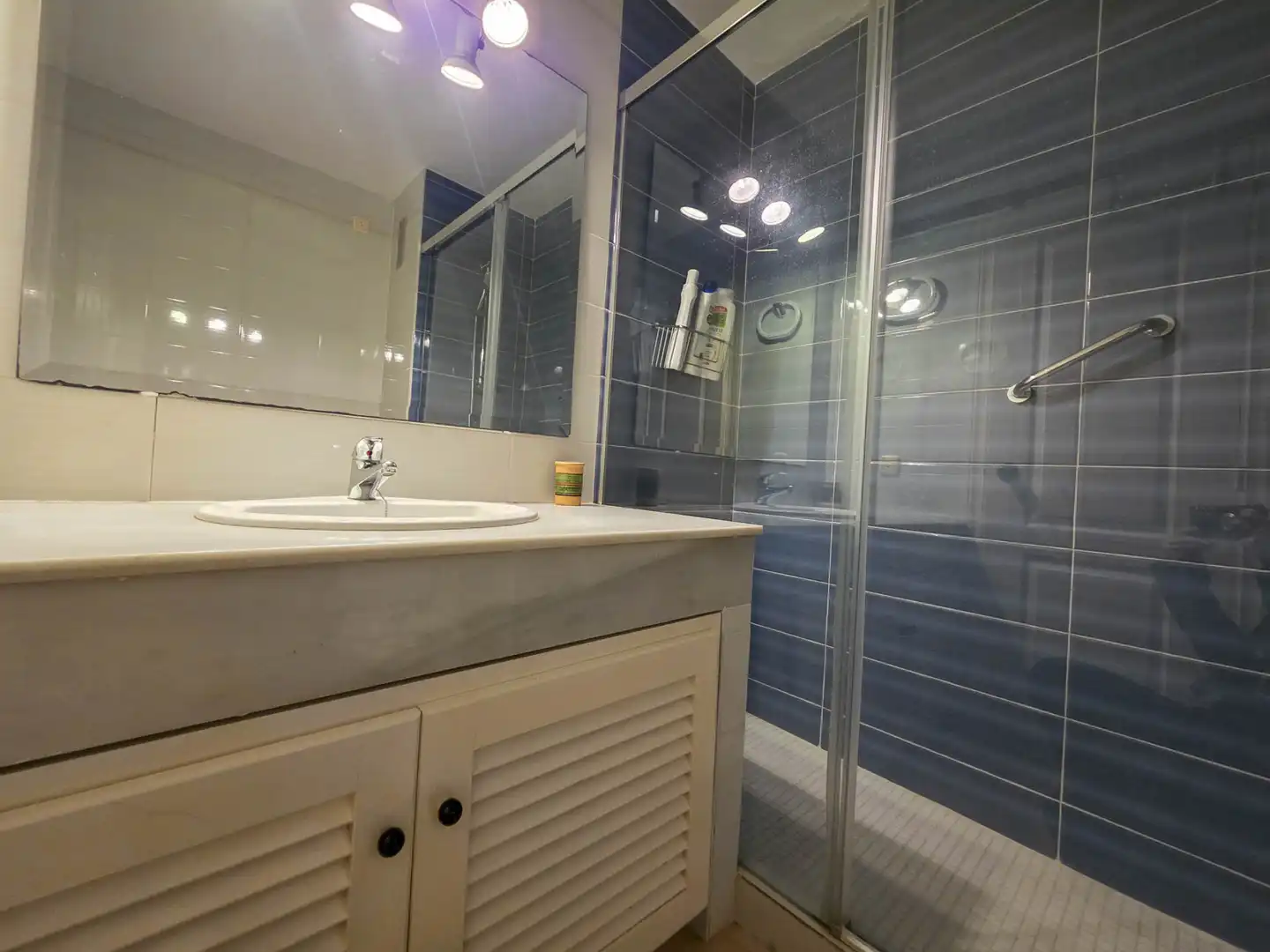Maison mitoyenne avec piscine à vendre à Bahía de Casares, imagen 42