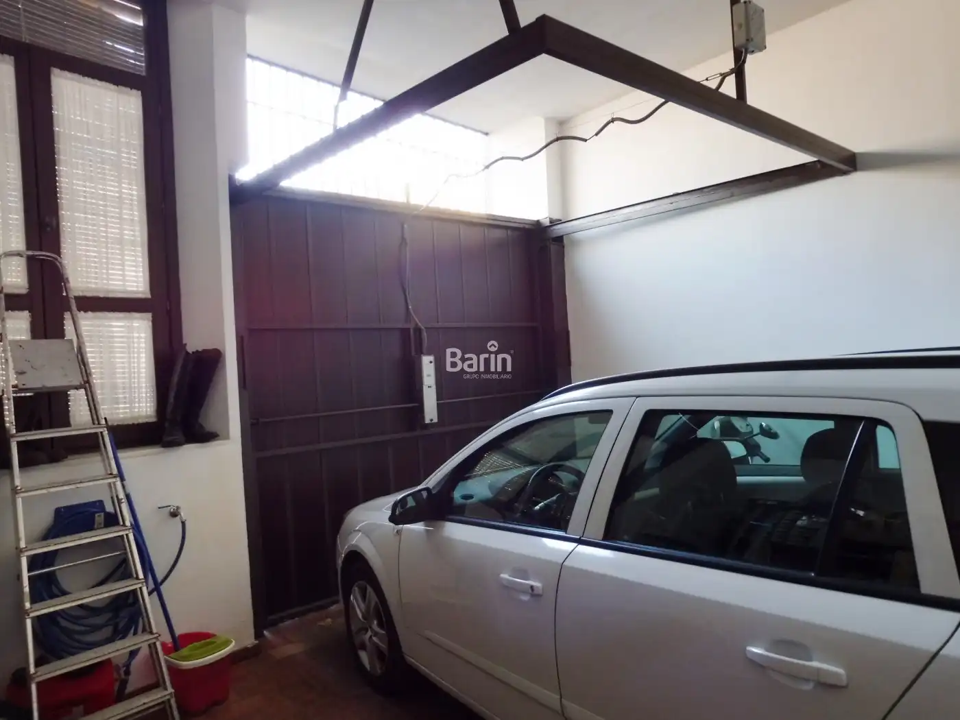 Parking de Casa o chalet en venta en Córdoba con Aire acondicionado, Parquet y Alarma